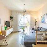 Apartment Tranquil Kyklades Bc6, Walk To *